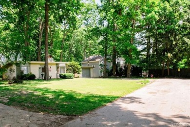 What an amazing opportunity to own an affordable home in on Edgewood Country Club in Michigan - for sale on GolfHomes.com, golf home, golf lot