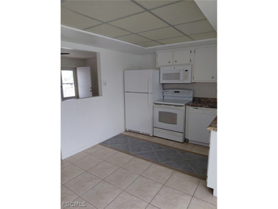 Enjoy this charming 2 bedroom 2 bath condo with a roomy kitchen on Lehigh Resort Club in Florida - for sale on GolfHomes.com, golf home, golf lot