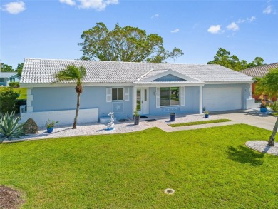 PUNTA GORDA ISLES!! WELL MAINTAINED 2 BEDROOM, 2BATH, 2 CAR on Saint Andrews South Golf Club in Florida - for sale on GolfHomes.com, golf home, golf lot