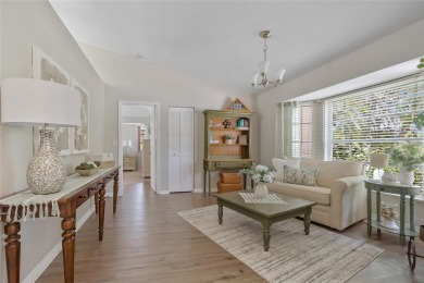 DEEP CREEK!  UPDATED 3-BEDROOM, 2-BATH, 2-CAR GARAGE LAKEFRONT on Deep Creek Golf Club in Florida - for sale on GolfHomes.com, golf home, golf lot