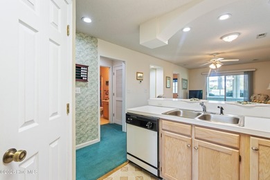 Great opportunity to own a 2 bedroom, 2 bathroom condo in on  in South Carolina - for sale on GolfHomes.com, golf home, golf lot