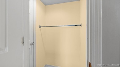 Welcome home to the Osage Vista's community. This top floor unit on Seasons Ridge At Four Seasons in Missouri - for sale on GolfHomes.com, golf home, golf lot