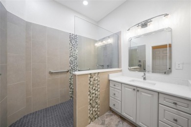 One or more photo(s) has been virtually staged. Welcome to your on Riverwood Golf Club in Florida - for sale on GolfHomes.com, golf home, golf lot