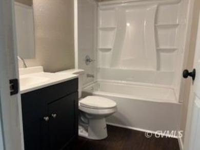 This fully updated, 3-bedroom 2 bath home is move-in ready and on Mt. Graham Municipal Golf Course in Arizona - for sale on GolfHomes.com, golf home, golf lot