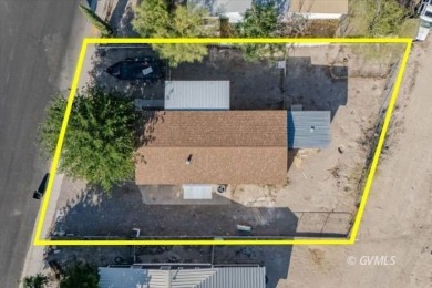 This fully updated, 3-bedroom 2 bath home is move-in ready and on Mt. Graham Municipal Golf Course in Arizona - for sale on GolfHomes.com, golf home, golf lot