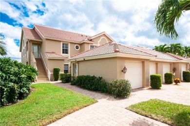 SPECTACULAR LAKE & GOLF COURSE VIEW
Experience waterfront on  in Florida - for sale on GolfHomes.com, golf home, golf lot