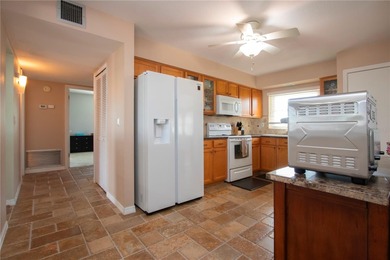 Such a cream puff!  Spotless 2 bedroom/ 2 bath single family on North Lakes Golf Course in Florida - for sale on GolfHomes.com, golf home, golf lot