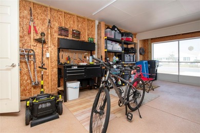 Under contract-accepting backup offers. Such a cream puff! on North Lakes Golf Course in Florida - for sale on GolfHomes.com, golf home, golf lot