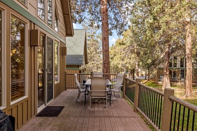 Beautifully maintained 2-bedroom, 2-bathroom chalet located in on Running Y Ranch Resort in Oregon - for sale on GolfHomes.com, golf home, golf lot