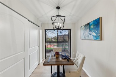 Wow! Beautifully renovated, spacious condo in the heart of Creve on Creve Coeur Golf Course in Missouri - for sale on GolfHomes.com, golf home, golf lot