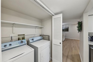 Wow! Beautifully renovated, spacious condo in the heart of Creve on Creve Coeur Golf Course in Missouri - for sale on GolfHomes.com, golf home, golf lot
