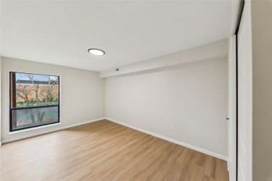 Wow! Beautifully renovated, spacious condo in the heart of Creve on Creve Coeur Golf Course in Missouri - for sale on GolfHomes.com, golf home, golf lot