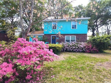 LOCATION is everything!  This spacious, four bedroom, two and a on Wicked Stick Golf Club in South Carolina - for sale on GolfHomes.com, golf home, golf lot
