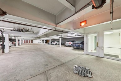 Wow! Beautifully renovated, spacious condo in the heart of Creve on Creve Coeur Golf Course in Missouri - for sale on GolfHomes.com, golf home, golf lot