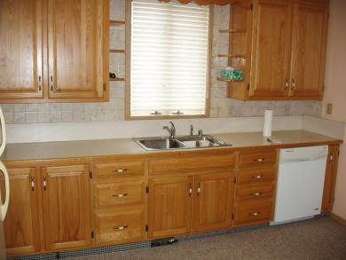 (355/PB) Neat and Clean as a Pin best describes the 2-bedrtoom on Park Falls Country Club in Wisconsin - for sale on GolfHomes.com, golf home, golf lot