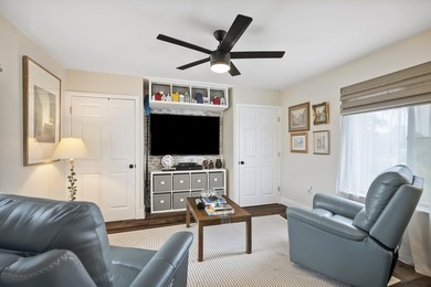 Sheer Elegance. Beautifully renovated 3-BEDROOM, END-UNIT condo on Miles Grant Country Club in Florida - for sale on GolfHomes.com, golf home, golf lot