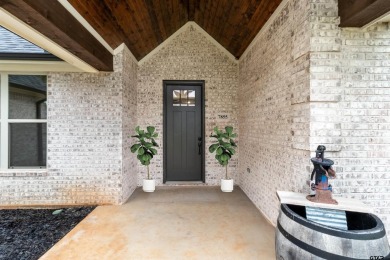Welcome to this stunning home located in the highly sought-after on Oak Hurst Golf Course in Texas - for sale on GolfHomes.com, golf home, golf lot