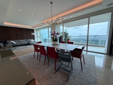 Luxury Apartment with Panoramic Views in Solana Santa Maria

 on  in  - for sale on GolfHomes.com, golf home, golf lot