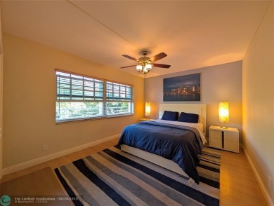 Beautifully updated and furnished, large 2 bedroom condominium on Palm-Aire Country Club and Resort - The Oaks in Florida - for sale on GolfHomes.com, golf home, golf lot