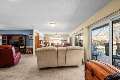 Beautiful 3-bed, 2-bath, 2-car HEATED POOL HOME with GOLF COURSE on Caloosa Greens Executive Golf Course in Florida - for sale on GolfHomes.com, golf home, golf lot