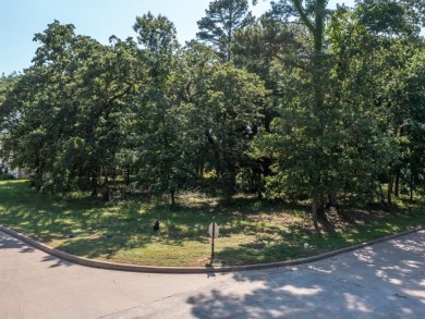 Beautiful corner lot in Eagles Bluff. Looking to live where you on Eagles Bluff Golf Course in Texas - for sale on GolfHomes.com, golf home, golf lot