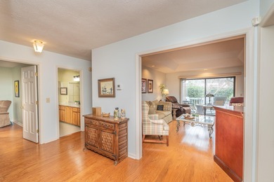 Wonderfully maintained 2-bedroom, 2-bath home located in on Houndslake Country Club in South Carolina - for sale on GolfHomes.com, golf home, golf lot