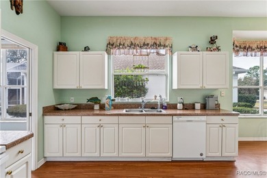 Beautiful 3-bedroom, 2-bath pool home with a 2-car garage on Southern Woods Golf Club in Florida - for sale on GolfHomes.com, golf home, golf lot