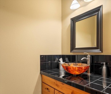 Nestled in the desirable Eagle Crest Resort community, 1940 on Eagle Crest Golf Resort - Resort Course in Oregon - for sale on GolfHomes.com, golf home, golf lot