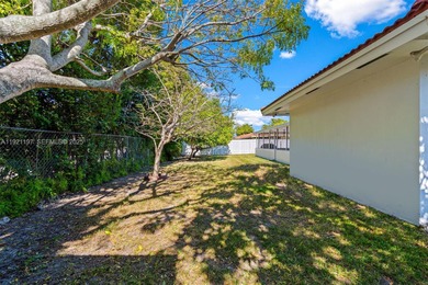 Welcome to this beautifully maintained single-family home in the on Calusa Country Club in Florida - for sale on GolfHomes.com, golf home, golf lot