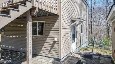 This isn't a getaway. It's a ''get-here-now!'' Move-in ready on Thornhurst Country Club in Pennsylvania - for sale on GolfHomes.com, golf home, golf lot