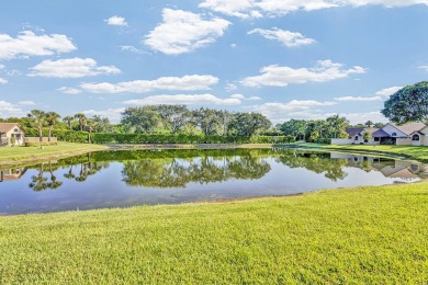 *Newer Roof**Lake View**Pool*--Welcome to Aberdeen! A state of on Aberdeen Golf and Country Club in Florida - for sale on GolfHomes.com, golf home, golf lot