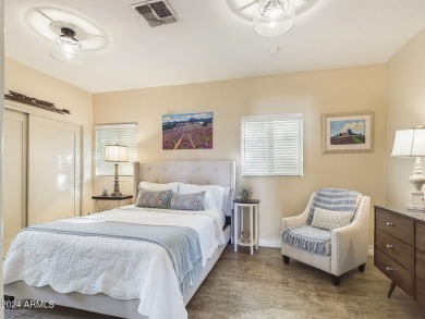 If you're looking for the convenience of the Phoenix Country on Phoenix Country Club in Arizona - for sale on GolfHomes.com, golf home, golf lot