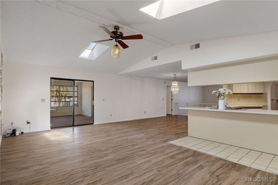 Don't miss this exceptional two-bedroom, two-bath extra-large on Sugarmill Woods Golf and Country Club in Florida - for sale on GolfHomes.com, golf home, golf lot