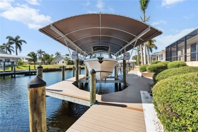 Prime location in a boater's paradise! Fully renovated with no on Royal Tee Country Club in Florida - for sale on GolfHomes.com, golf home, golf lot