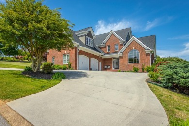 Welcome to 5713 Topsail Greens Dr in the desirable Eagle Bluff on Eagle Bluff Golf Club in Tennessee - for sale on GolfHomes.com, golf home, golf lot