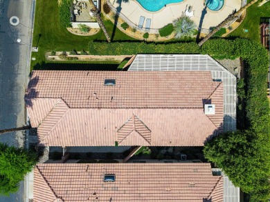 Discover this beautifully detached 2-bedroom, 2-bath home in on Oasis Country Club in California - for sale on GolfHomes.com, golf home, golf lot