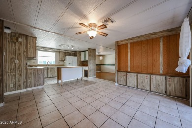 Great opportunity to own in Sun Lakes. Three bedroom two bath on Sun Lakes Country Club in Arizona - for sale on GolfHomes.com, golf home, golf lot