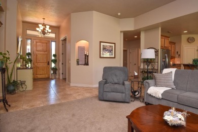 Fantastic Bloomington Country Club home on delightfully on Bloomington Country Club in Utah - for sale on GolfHomes.com, golf home, golf lot