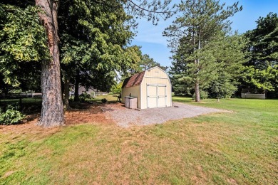 Discover a perfect blend of comfort, community,  convenience on Hankerd Hills Golf Course in Michigan - for sale on GolfHomes.com, golf home, golf lot