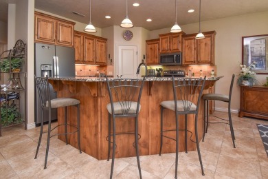 Fantastic Bloomington Country Club home on delightfully on Bloomington Country Club in Utah - for sale on GolfHomes.com, golf home, golf lot