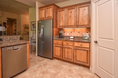 Fantastic Bloomington Country Club home on delightfully on Bloomington Country Club in Utah - for sale on GolfHomes.com, golf home, golf lot