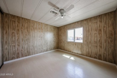 Great opportunity to own in Sun Lakes. Three bedroom two bath on Sun Lakes Country Club in Arizona - for sale on GolfHomes.com, golf home, golf lot