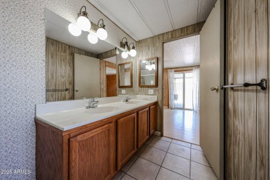 Great opportunity to own in Sun Lakes. Three bedroom two bath on Sun Lakes Country Club in Arizona - for sale on GolfHomes.com, golf home, golf lot