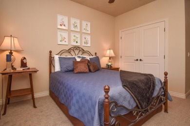 Fantastic Bloomington Country Club home on delightfully on Bloomington Country Club in Utah - for sale on GolfHomes.com, golf home, golf lot