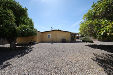 Great opportunity to own in Sun Lakes. Three bedroom two bath on Sun Lakes Country Club in Arizona - for sale on GolfHomes.com, golf home, golf lot
