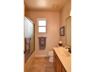 Fantastic Bloomington Country Club home on delightfully on Bloomington Country Club in Utah - for sale on GolfHomes.com, golf home, golf lot
