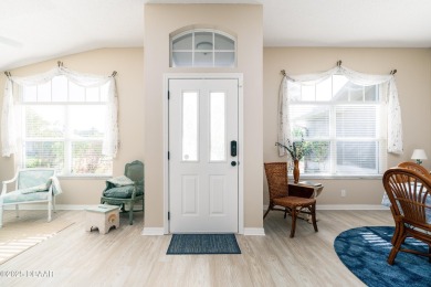 Welcome to a beautifully maintained 3-bedroom, 2-bathroom on The Golf Club At Cypress Head in Florida - for sale on GolfHomes.com, golf home, golf lot