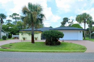 Rarely do houses like this come up for sale to own a stylish on Palm Harbor Golf Club in Florida - for sale on GolfHomes.com, golf home, golf lot