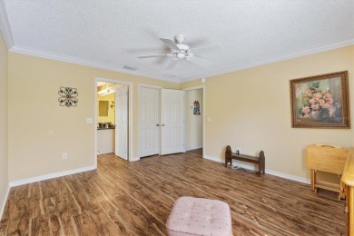 This beautiful 3 Bedroom, 2 Bath home in THE VILLASGES, Florida on The Links of Spruce Creek in Florida - for sale on GolfHomes.com, golf home, golf lot