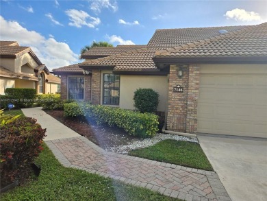 ROOF 2 years old!!   Perfect lake view!!   Bright and open floor on Aberdeen Golf and Country Club in Florida - for sale on GolfHomes.com, golf home, golf lot